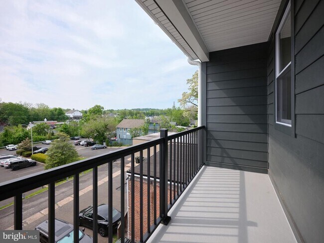 property at 32 S State St