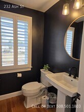 232 Ash St in Hopkinton, MA - Building Photo - Building Photo