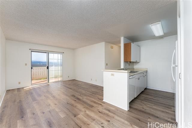 property at 94-105-105 Luluka Pl