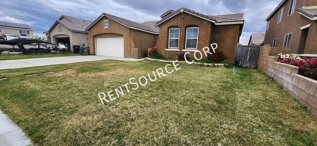 3215 Tumbleweed Ave in Rosamond, CA - Building Photo - Building Photo