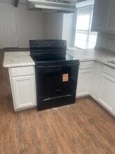 3718 Shoal Creek Cir in Corpus Christi, TX - Building Photo - Building Photo