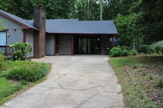 113 Lake Dr in Clayton, NC - Building Photo - Building Photo