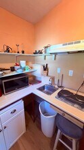 3324 Webber St, Unit Studio in Sarasota, FL - Building Photo - Building Photo