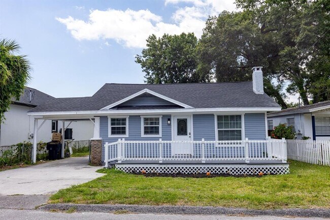 property at 6906 N Lynn Ave