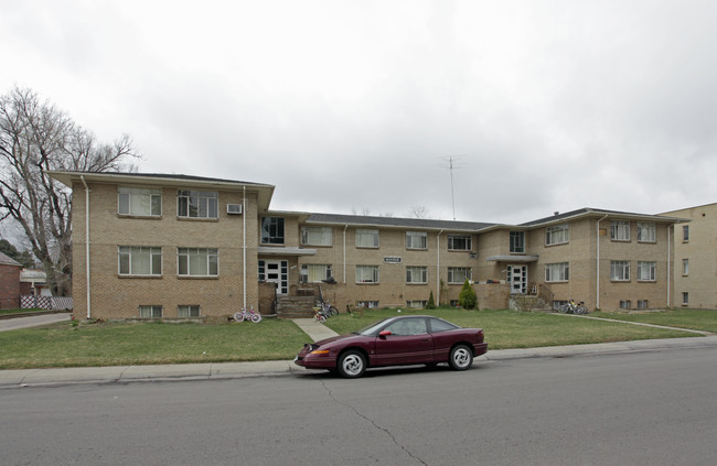 Mayfair - Remodeled Units - Must See! ***