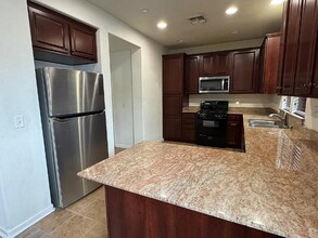 88 Sluice Way in Folsom, CA - Building Photo - Building Photo