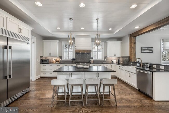 property at 323 S West St