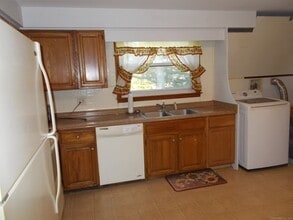 18 Pagano Ct, Unit 603 in West Haven, CT - Building Photo - Building Photo