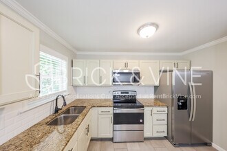 5630 Dug Hollow Rd in Pinson, AL - Foto de edificio - Building Photo