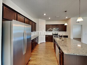 347 Pine Terrace Dr in Ruskin, FL - Building Photo - Building Photo