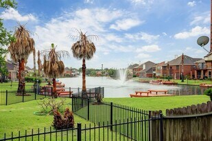 10147 Lazy Lagoon in Houston, TX - Building Photo