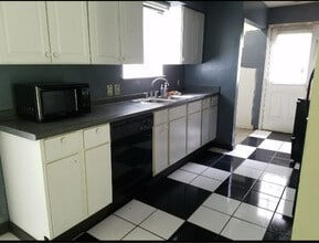 11 Sunny Pl in Beaufort, SC - Building Photo - Building Photo