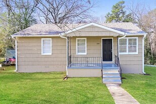 2516 4th Way NW in Center Point, AL - Building Photo