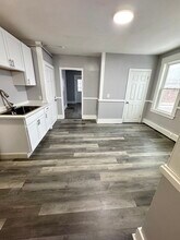 143 Westminster St in Fitchburg, MA - Building Photo - Building Photo