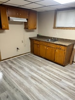 1327 S 21st St in Milwaukee, WI - Building Photo