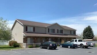 88 250 N in Morgan, UT - Building Photo