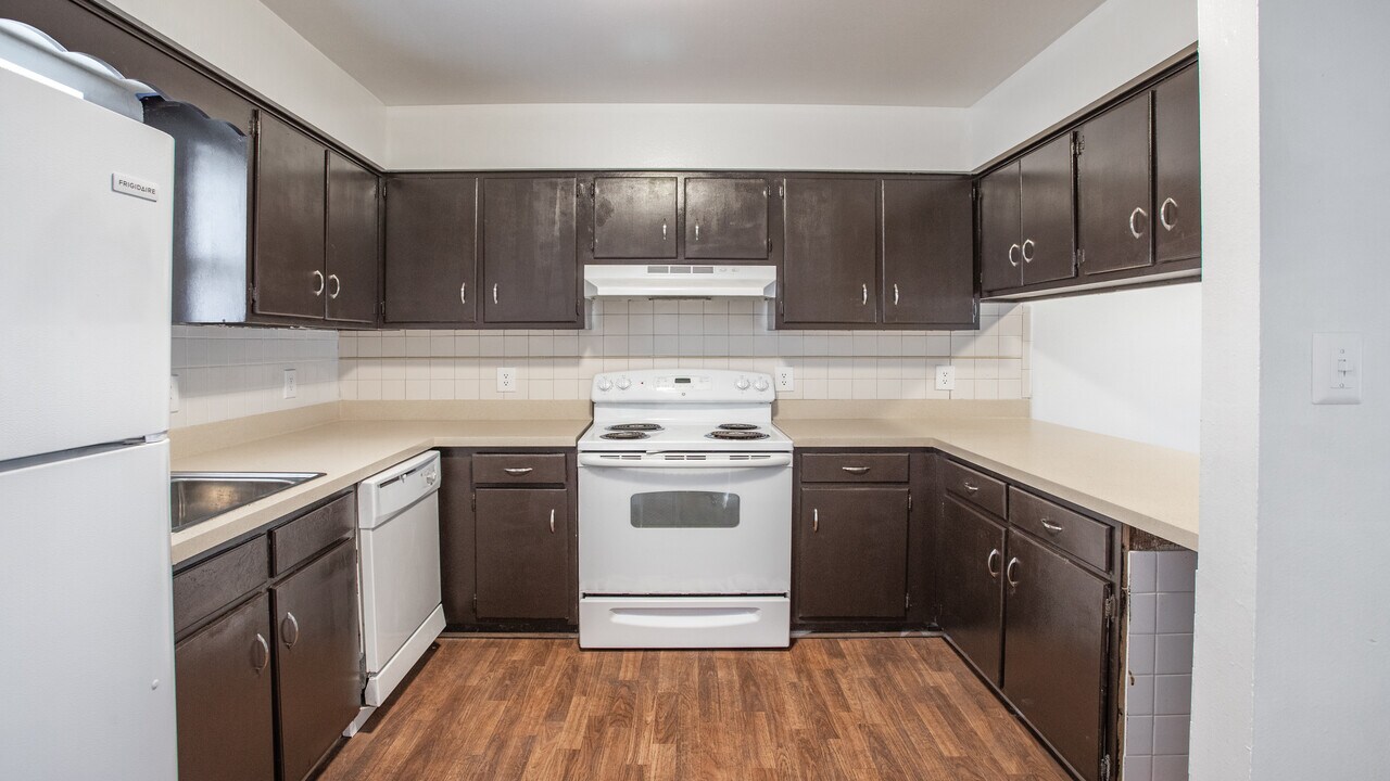 Colony Square Apartments Photo