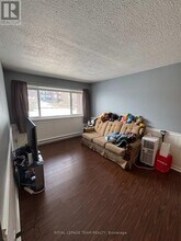2044 Arrowsmith Dr in Ottawa, ON - Building Photo - Building Photo