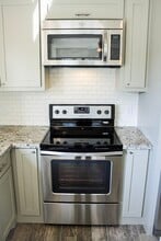 1624 Sealy Ave in Galveston, TX - Building Photo - Building Photo