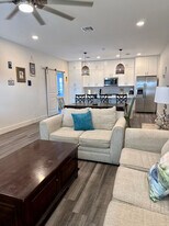 109 N Commercial St, Unit SI FL1-ID1532257P in Aransas Pass, TX - Building Photo