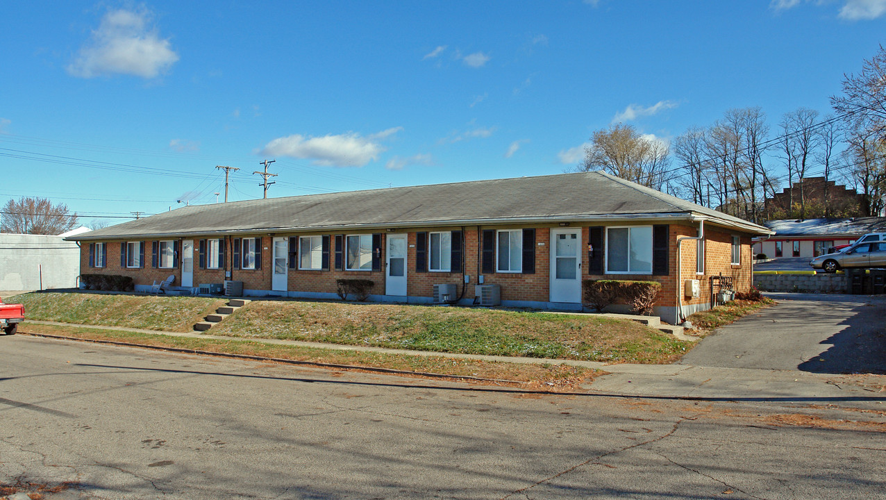 2628 St Charles Ave in Dayton, OH - Building Photo