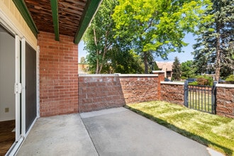 Laguna Gardens in Boulder, CO - Foto de edificio - Building Photo