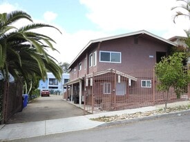 2966 E St in San Diego, CA - Building Photo