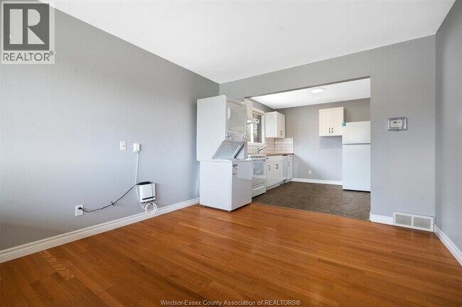 3116 Fazio Dr in Windsor, ON - Building Photo - Building Photo