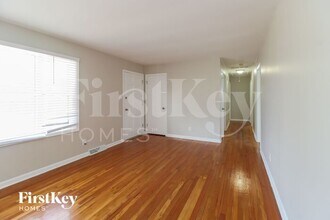 4211 Bramlet Pl in Greensboro, NC - Building Photo - Building Photo