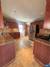 187 Holt St in Hackensack, NJ - Building Photo - Building Photo