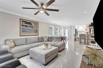 642 12th Ave S in Naples, FL - Building Photo - Building Photo