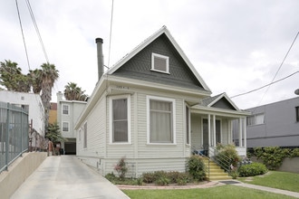 130 S Bonnie Brae St in Los Angeles, CA - Building Photo - Primary Photo