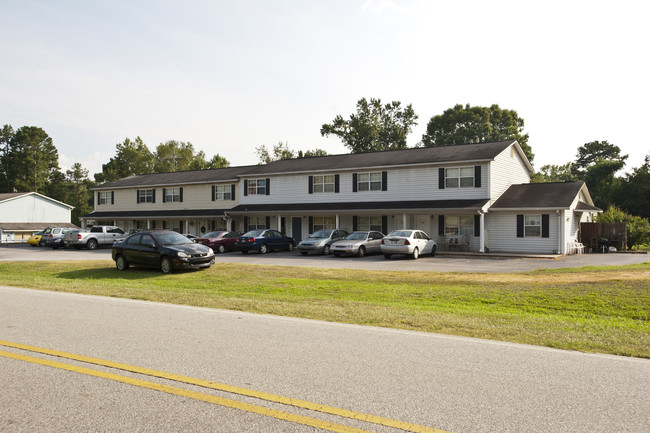 Lakeview Townhouse Apartments