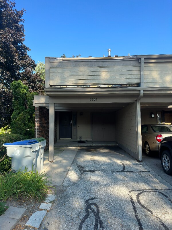 5668 S 27th St in Milwaukee, WI - Building Photo - Building Photo