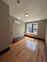 23 Reed St, Unit 5 in Jersey City, NJ - Building Photo - Building Photo
