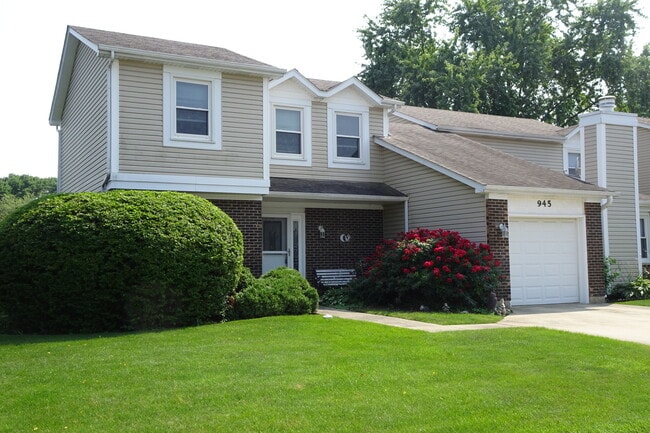 property at 945 Fieldstone Ct