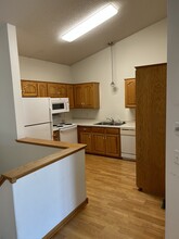 720 21st St SW Pine Is in Pine Island, MN - Foto de edificio - Building Photo