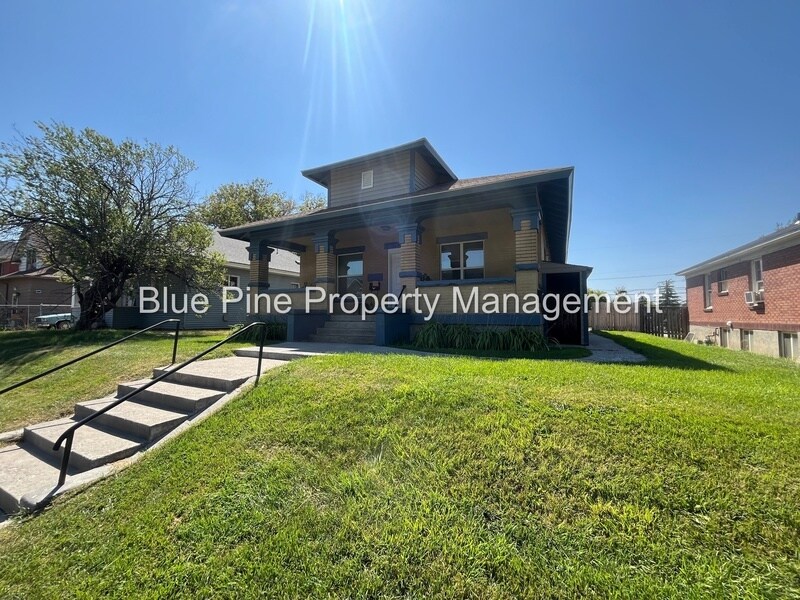 461 1/2 I St in Idaho Falls, ID - Building Photo