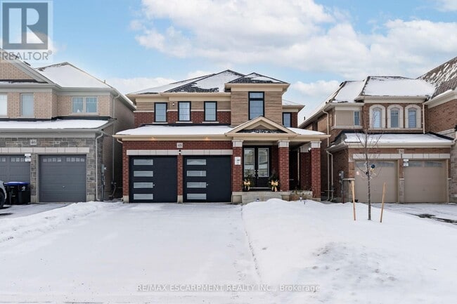 property at 48 Sparrow Wy