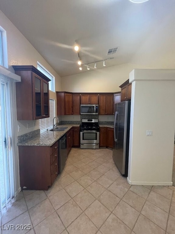 24 Knightsboro Rd