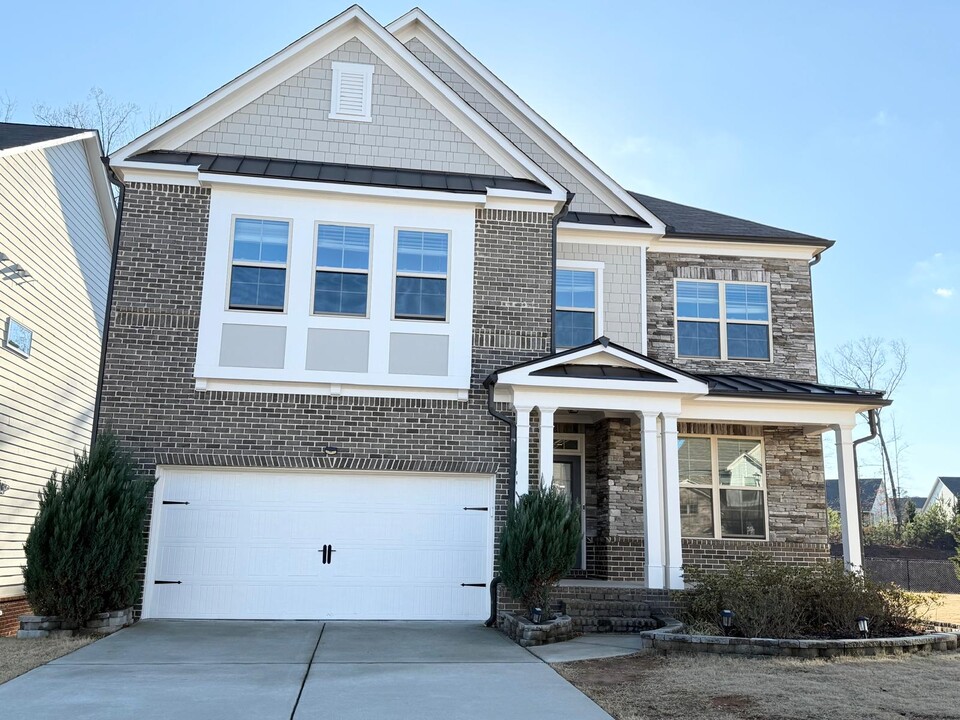 3045 Durham Ridge Ln in Cumming, GA - Foto de edificio