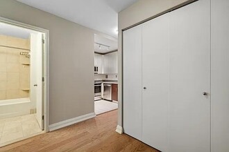 10 E 29th St in New York, NY - Building Photo - Building Photo