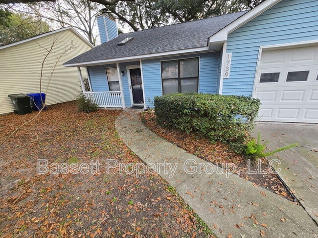 property at 1739 River Front Dr