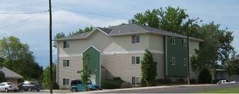1924 12th Ave S, Unit 08 in Great Falls, MT - Building Photo