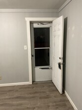 41 Pleasant St in Bristol, CT - Building Photo - Building Photo