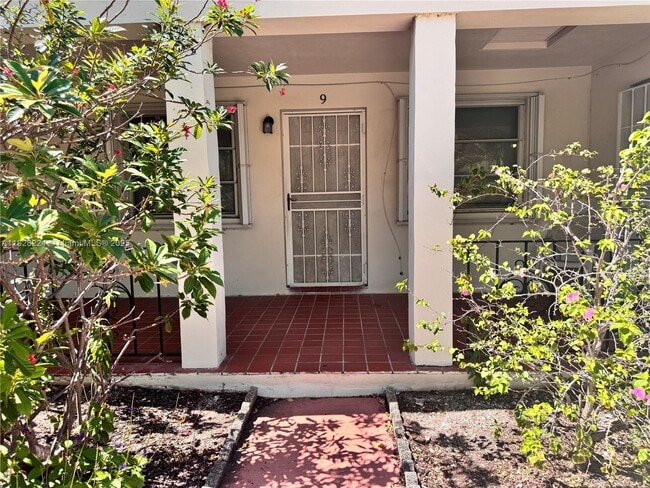 756 N 17th Ave in Hollywood, FL - Building Photo - Building Photo