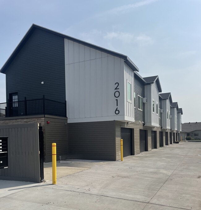Lofts at Willow Creek