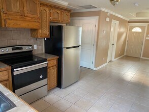 1404 E Quail St, Unit 1 in Pharr, TX - Building Photo - Building Photo