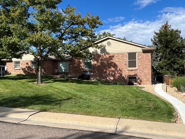 3061 Oak St, Unit Guest Suite in Lakewood, CO - Building Photo - Building Photo