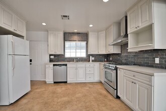 5135 W 133rd St in Hawthorne, CA - Building Photo - Building Photo